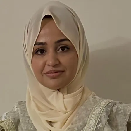 Photo of Dr Sidra Qamar